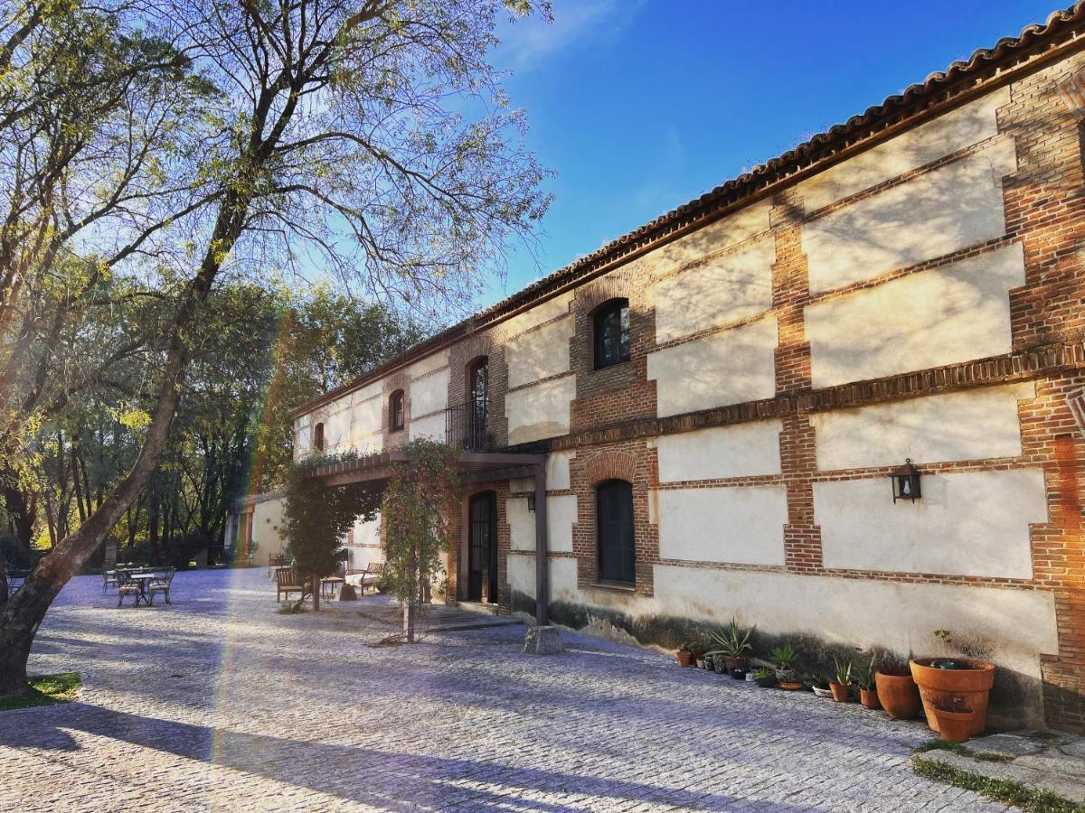 Posada Rural La Resinera La Adrada Eksteriør billede